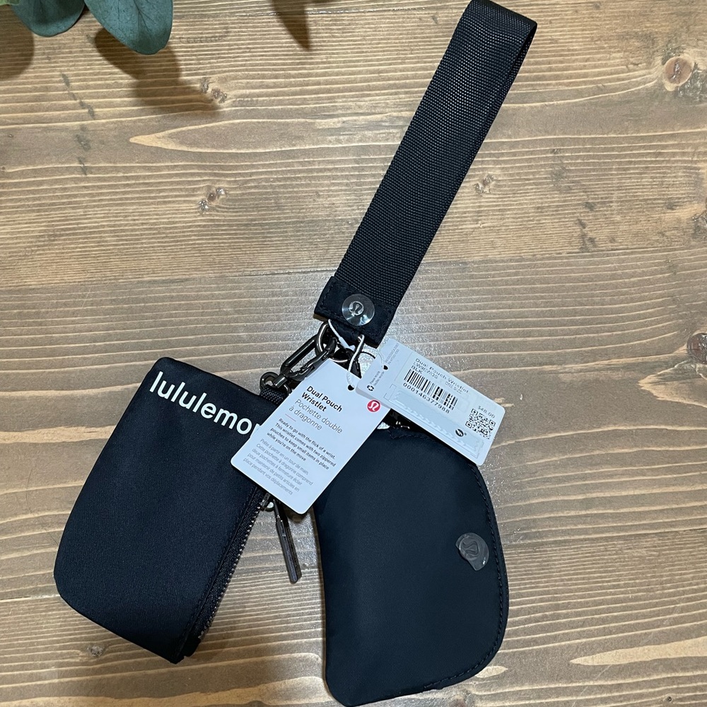 Lululemon Dual Pouch black on black